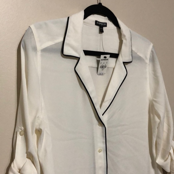 Express button down blouse - Picture 2 of 2